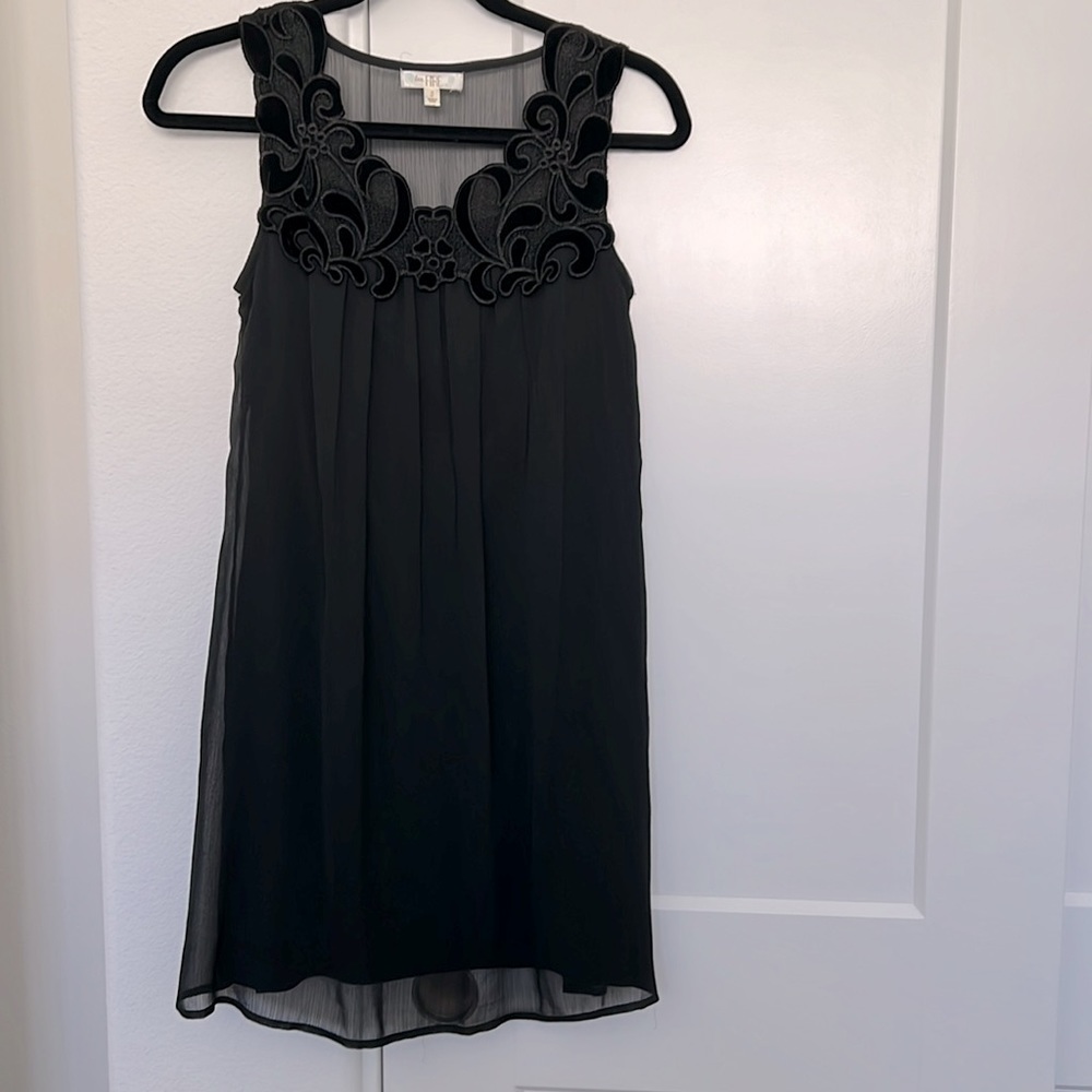 NWOT Love, Fire Black Chiffon Appliqué Sleeveless Mini Dress